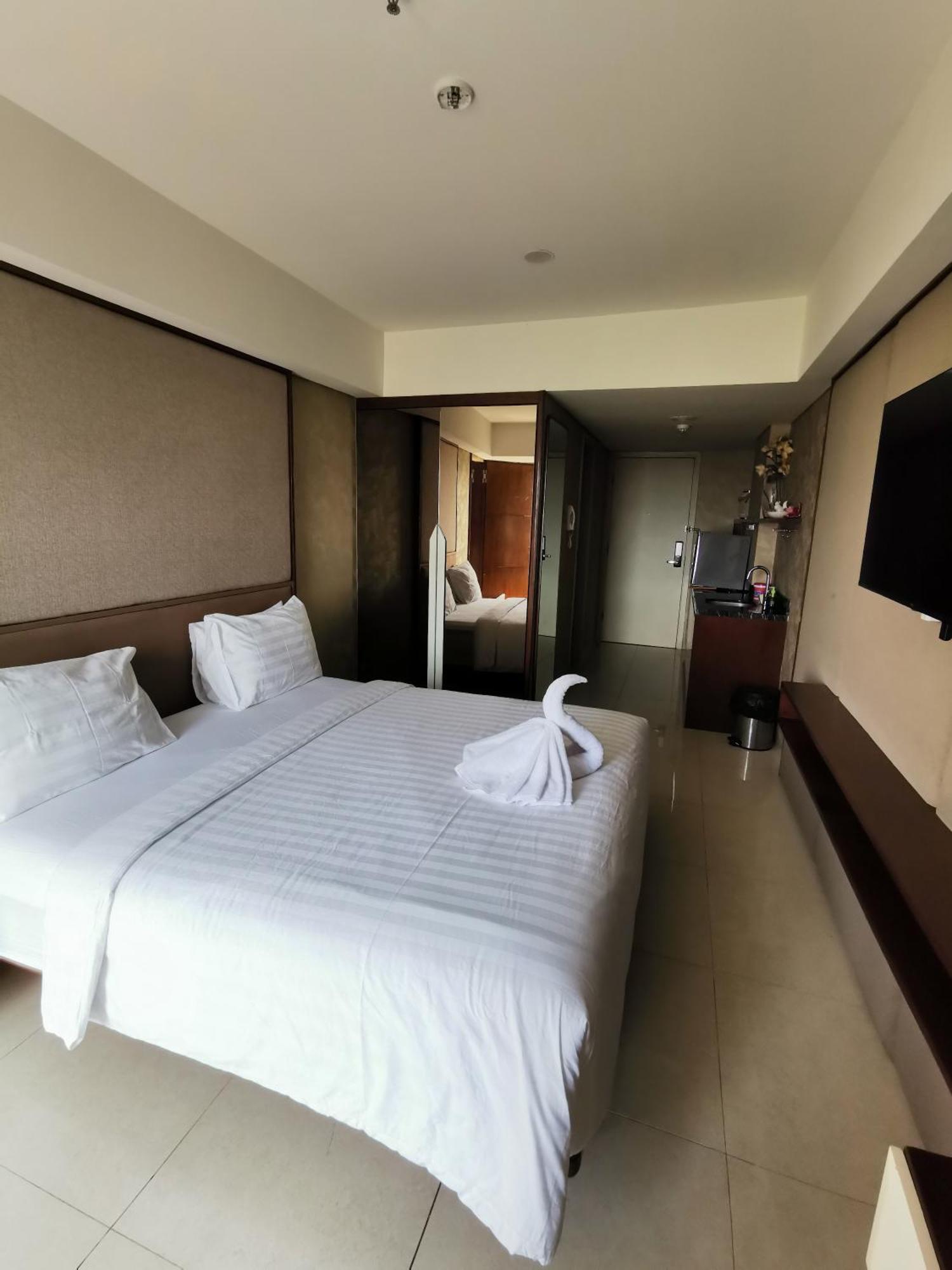 Warhol Residence Semarang Simpang Lima מראה חיצוני תמונה