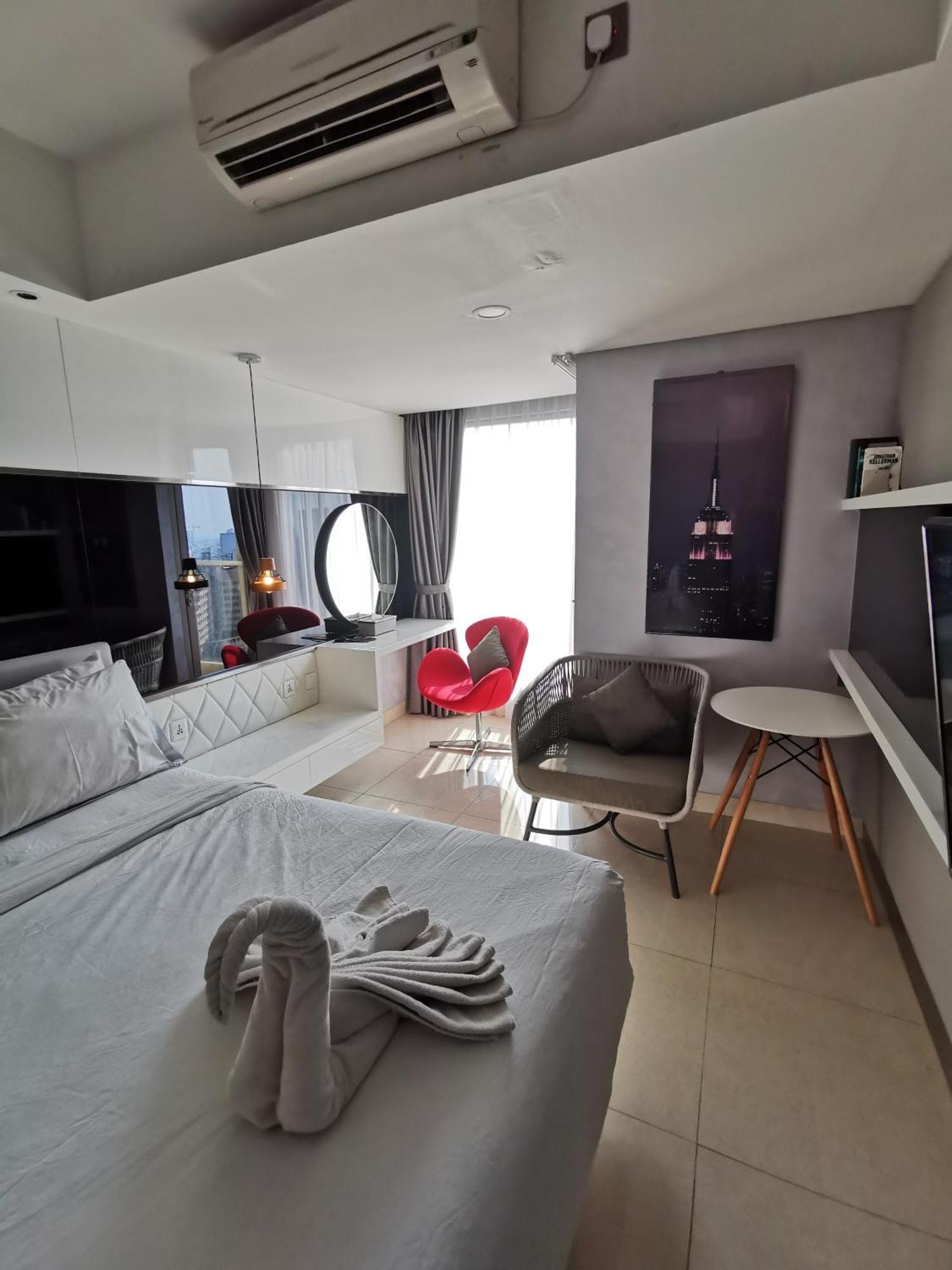 Warhol Residence Semarang Simpang Lima מראה חיצוני תמונה