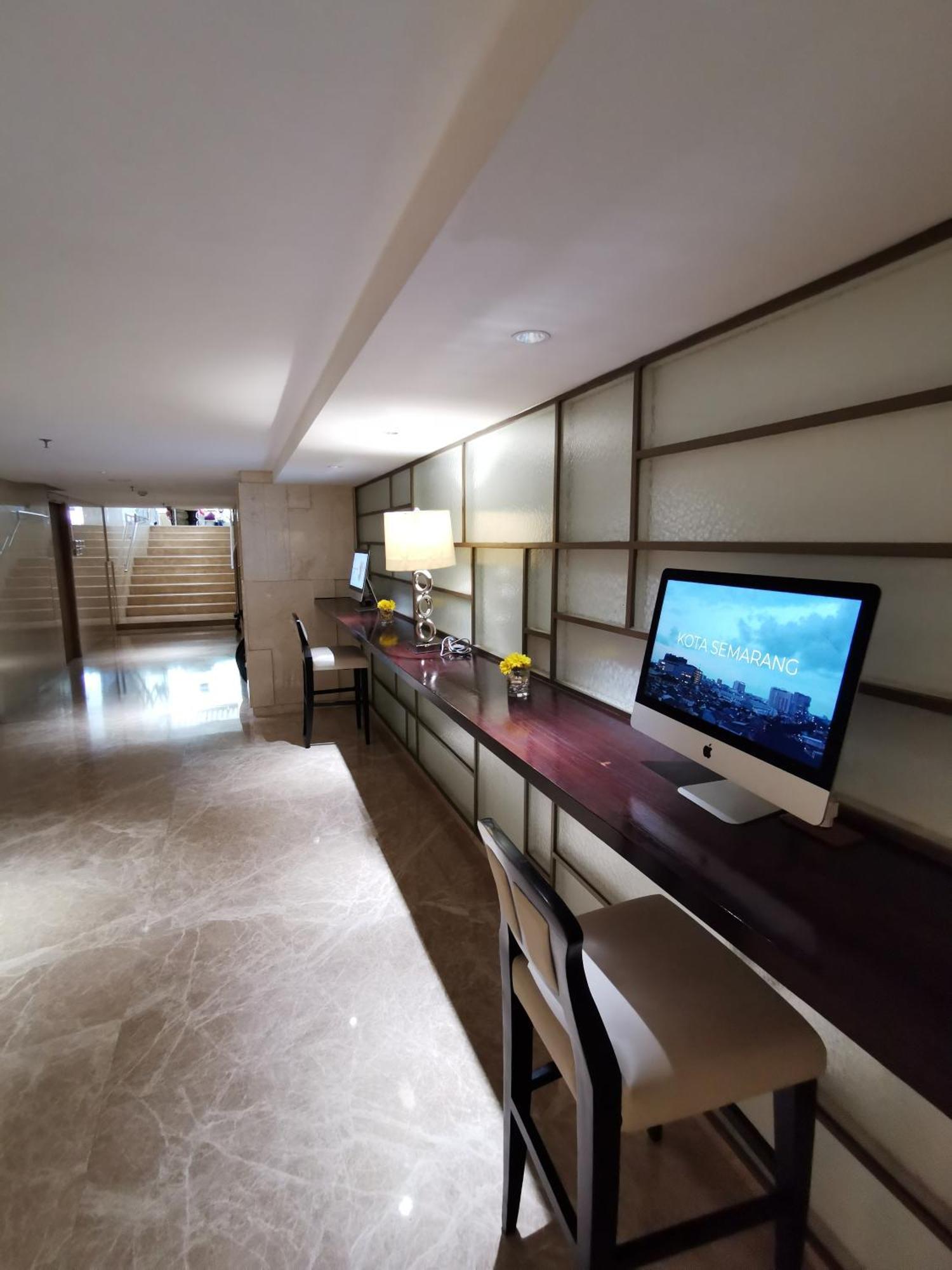 Warhol Residence Semarang Simpang Lima מראה חיצוני תמונה