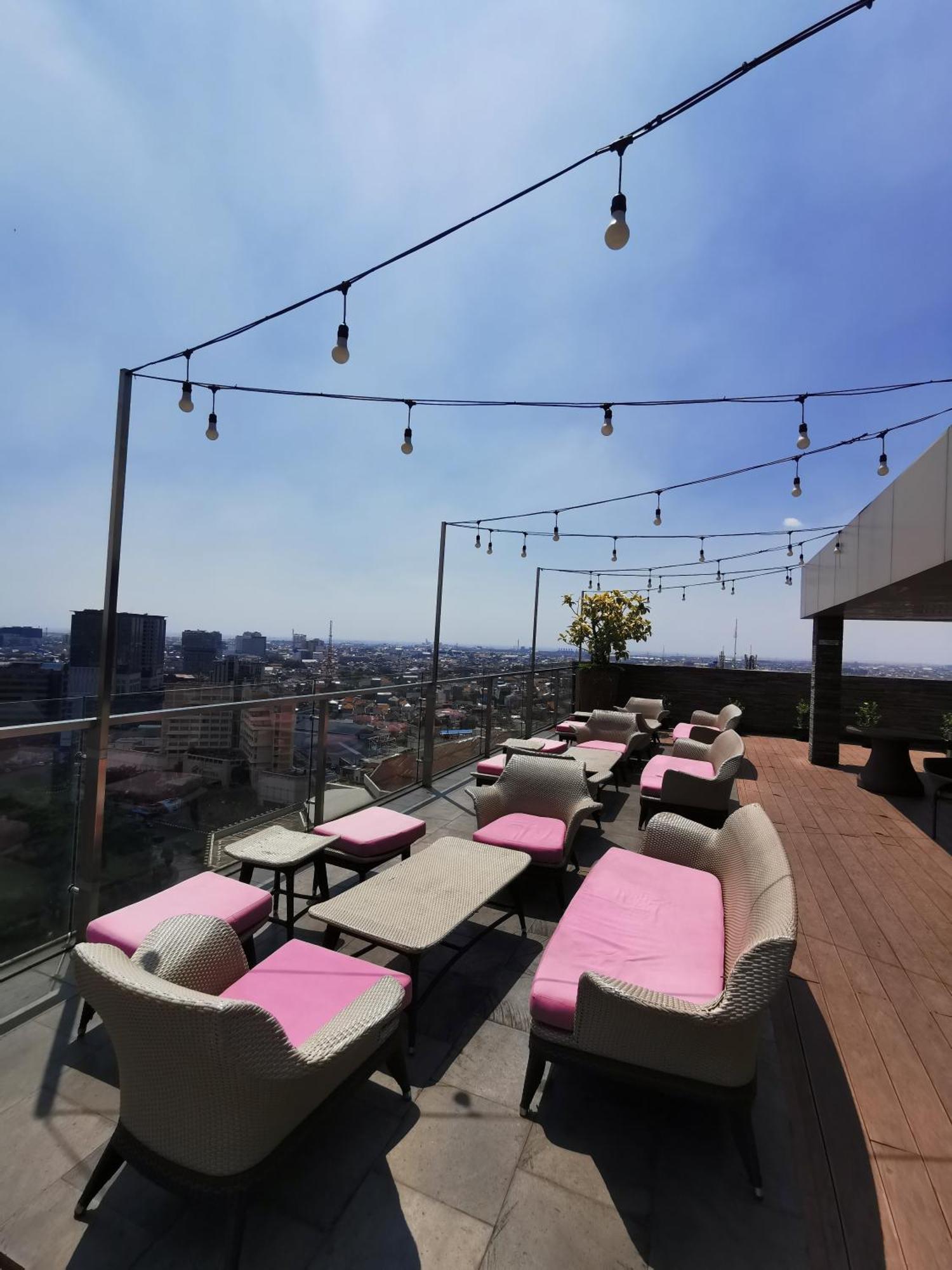 Warhol Residence Semarang Simpang Lima מראה חיצוני תמונה